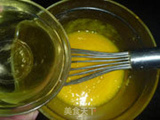 酸奶戚风的做法步骤:4