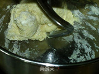 酥粒桑葚卷的做法步骤:3