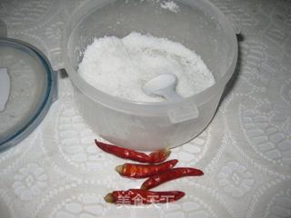 香辣干银鱼的做法步骤：1