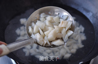 芹香藕丁的做法步骤:3