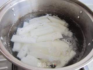 剁椒山药的做法步骤:2