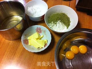 爸爸妈妈应该会爱的蛋糕——蓝莓抹茶的做法步骤：1