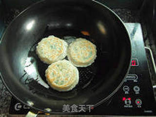 【韭菜鸡蛋馅饼】--- 零厨艺享受春天里的美味的做法步骤:11