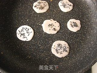 玫瑰茯苓夹饼的做法步骤:7