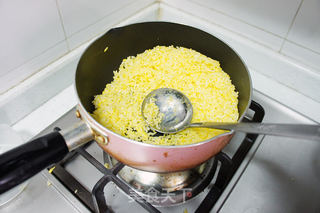 黄金蛋炒饭的做法步骤：9