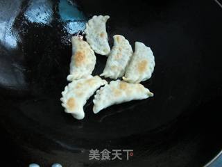 香煎猪油渣馅饺子的做法步骤：6