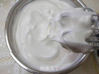 蓝莓果酱蛋糕卷的做法步骤:7
