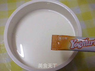 自制酸奶(电饭锅版)的做法步骤:3