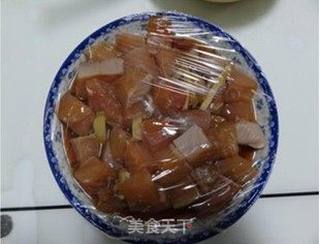 烤串也要白富美——彩椒鸡肉串的做法步骤:2