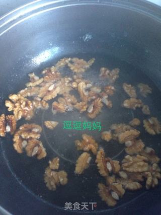 无油版琥珀桃仁的做法步骤:2