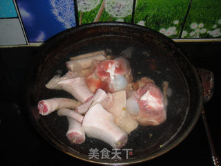 双豆猪尾小锅的做法步骤:3