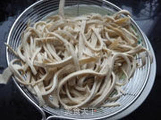 温拌黄瓜豆腐丝的做法步骤:4
