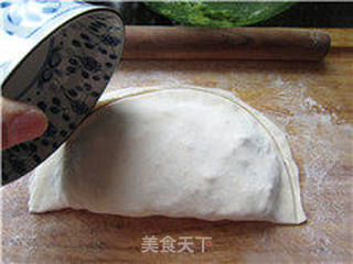 菠菜盒子的做法步骤:20