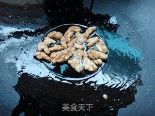 核桃仁芝麻饼的做法步骤:2