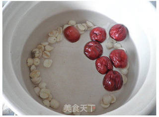 红枣桂圆木瓜汤的做法步骤:4