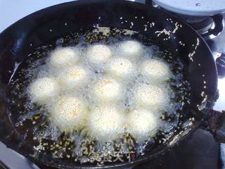 麻球的做法步骤:8