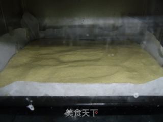 毛毛虫蛋糕卷的做法步骤：13