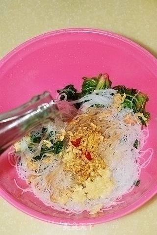 菠菜虾米拌粉丝的做法步骤:13