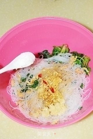 菠菜虾米拌粉丝的做法步骤:14