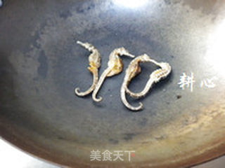 鲍鱼海马鸡汤的做法步骤:2