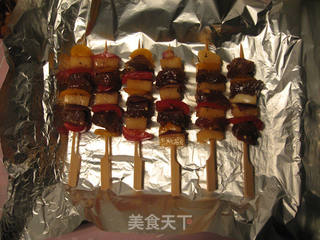 五彩肉串的做法步骤:5