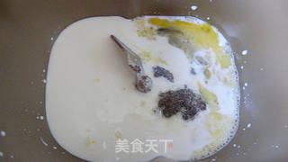 红糖炼奶吐司------专为女士打造的一款面包的做法步骤:4