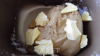 红糖炼奶吐司------专为女士打造的一款面包的做法步骤:9