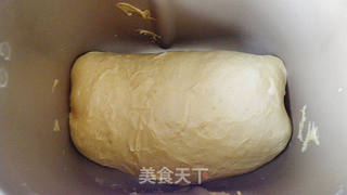 红糖炼奶吐司------专为女士打造的一款面包的做法步骤:15