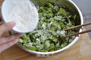 榆钱儿饭的做法步骤:3