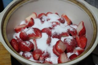 【草莓果酱】的做法步骤:3