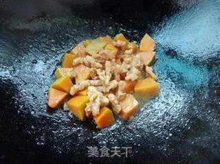 核桃仁炒南瓜的做法步骤:7