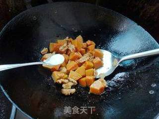 核桃仁炒南瓜的做法步骤:8