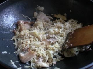 酸菜咸肉火锅的做法步骤：6