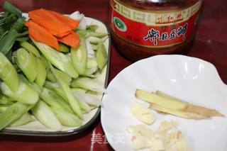 蒜苗回锅肉的做法步骤:4