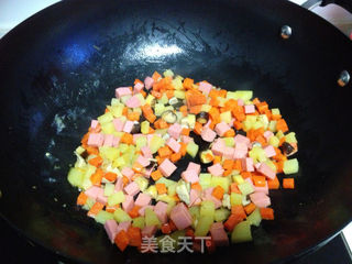 酸甜爽口的菠萝饭的做法步骤:4