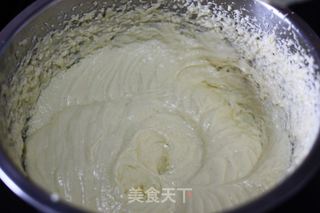 【菠萝翻转蛋糕】——酸甜滋味的美妙融合的做法步骤:4