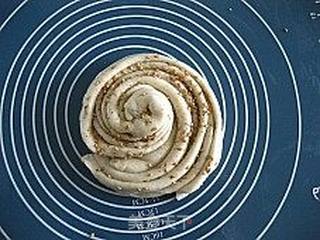 椒盐手抓饼的做法步骤:12