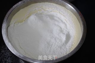 【蜂蜜脆皮小蛋糕】——一款无油简单快手蛋糕的做法步骤:3
