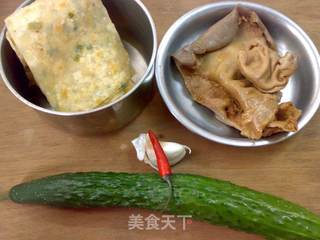 肚丝炒饼的做法步骤：1