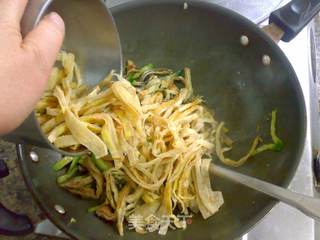 肚丝炒饼的做法步骤：8