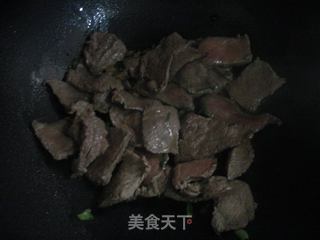 牛肉砂锅的做法步骤：6