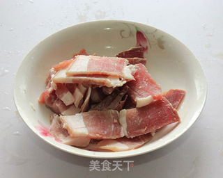 【浓醇高汤让味道更鲜】---春笋火腿浓汤的做法步骤:3