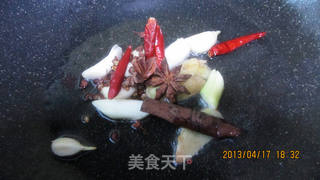 五花肉烧春笋的做法步骤:7
