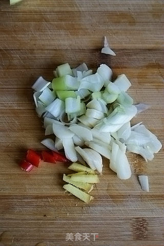 苔菜五花肉炖粉条的做法步骤:5