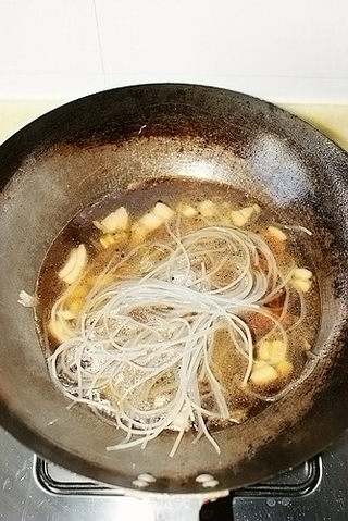 苔菜五花肉炖粉条的做法步骤:15