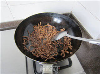 牛肉炒蒜薹的做法步骤:9
