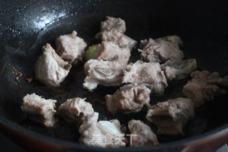 红烧排骨的做法步骤：4