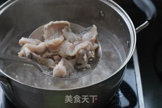 我家妈妈爱吃的【私家炝锅鱼】12图解蝴蝶鱼片的片法的做法步骤:21