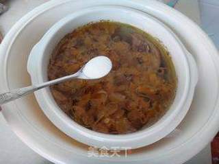石斛花鸡汤的做法步骤:7
