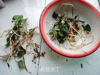 水豆豉拌折耳根的做法步骤：1